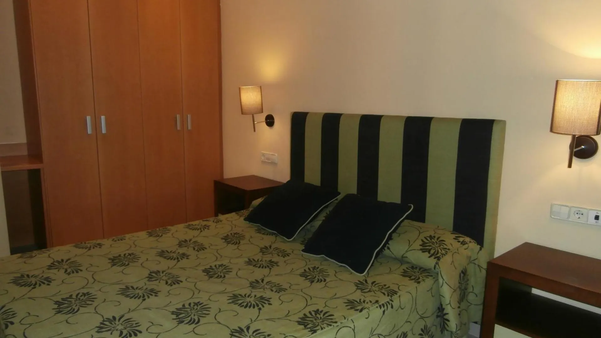 Appartement Apartaments Sant Jordi Girona 97 Barcelona Spanje