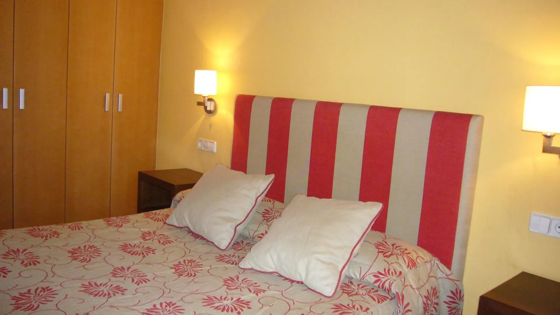 Appartement Apartaments Sant Jordi Girona 97 Barcelona Spanje