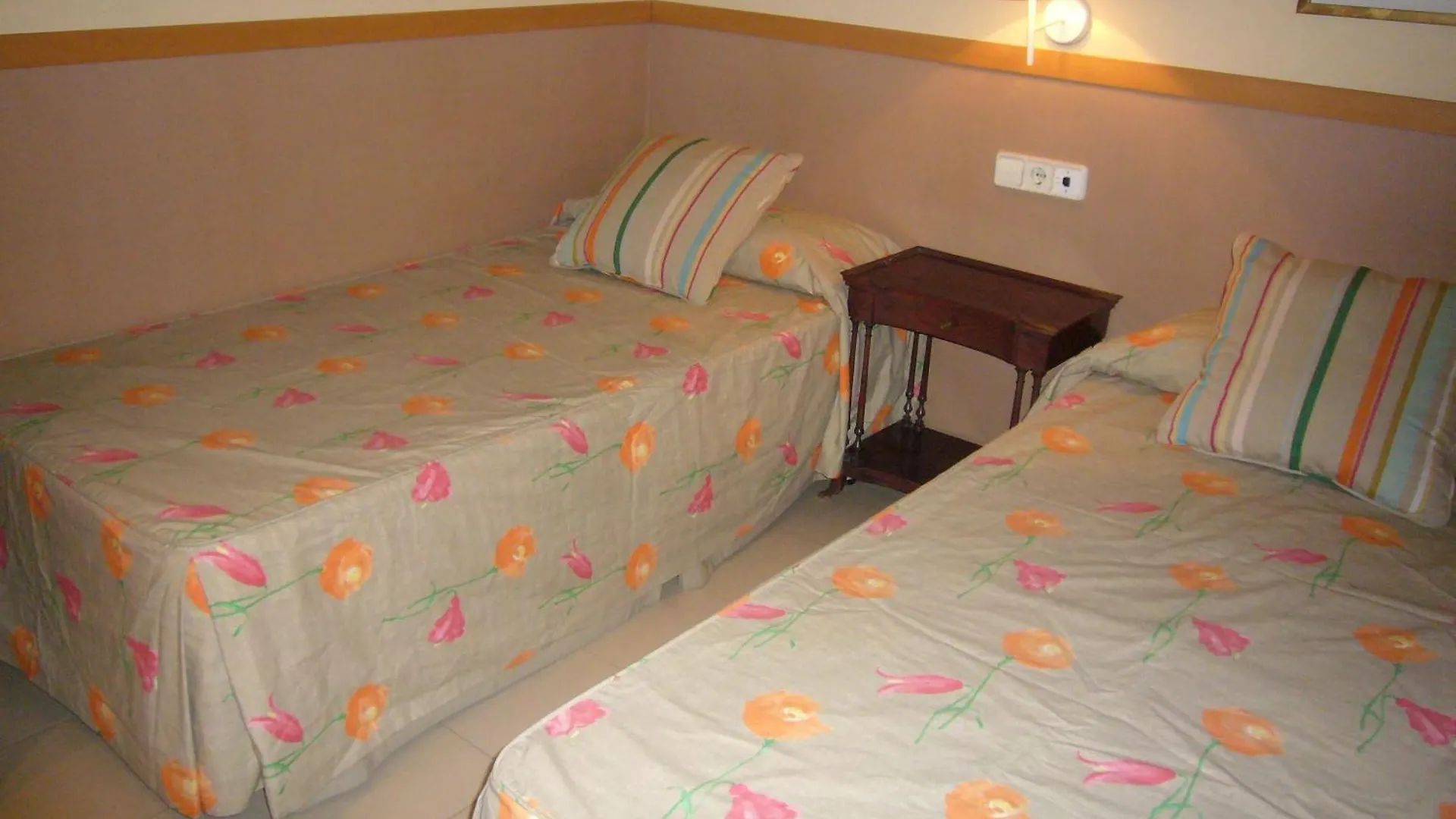 Apartaments Sant Jordi Girona 97 Barcelona