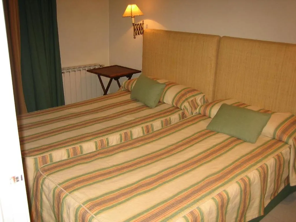 Apartaments Sant Jordi Girona 97 Barcelona 0*,