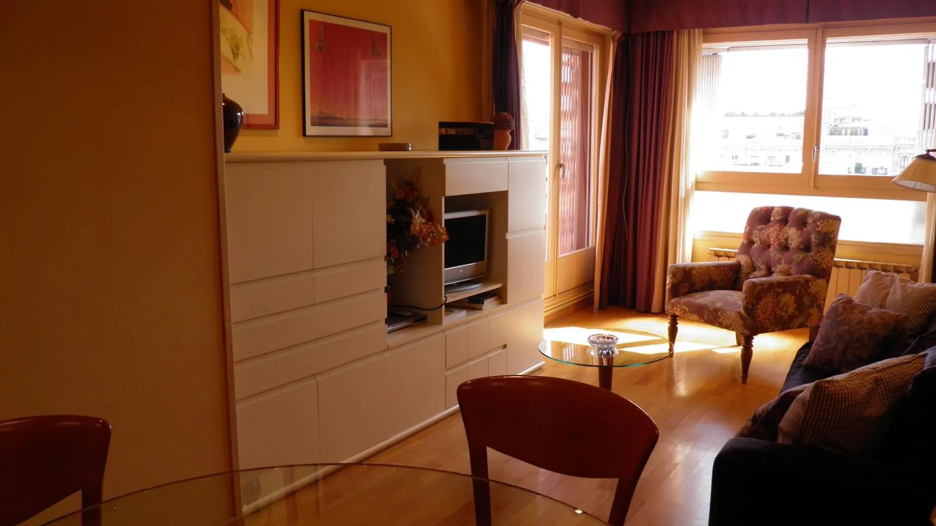Apartment Apartaments Sant Jordi Girona 97 Barcelona Spain