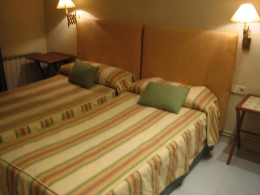 Apartaments Sant Jordi Girona 97 Barcelona 0*,