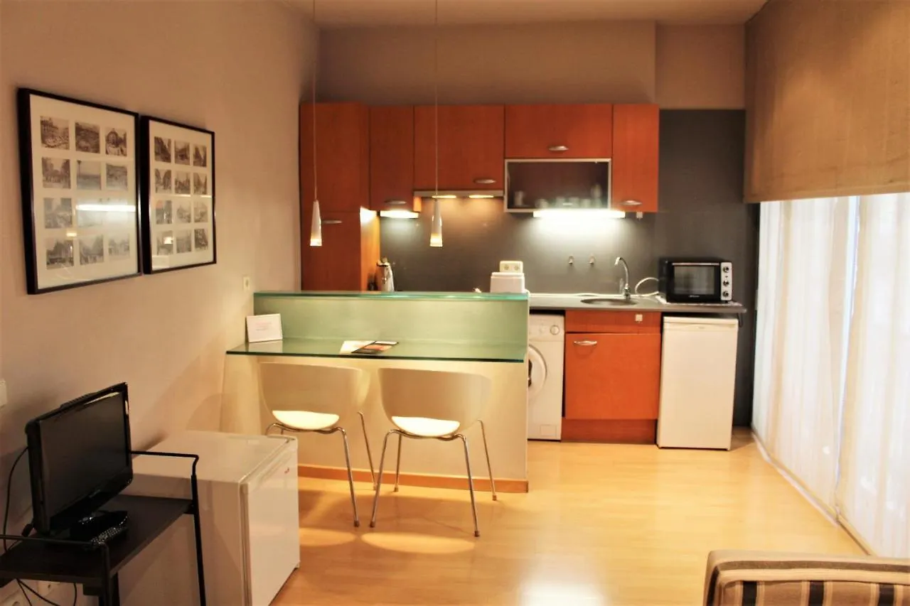 Apartaments Sant Jordi Girona 97 Barcelona 0*,